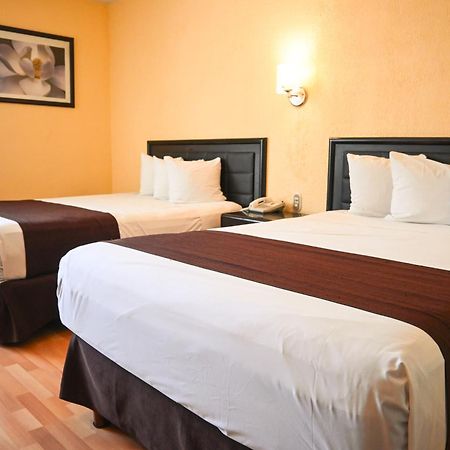 Hotel Santa Irene Guadalajara Extérieur photo