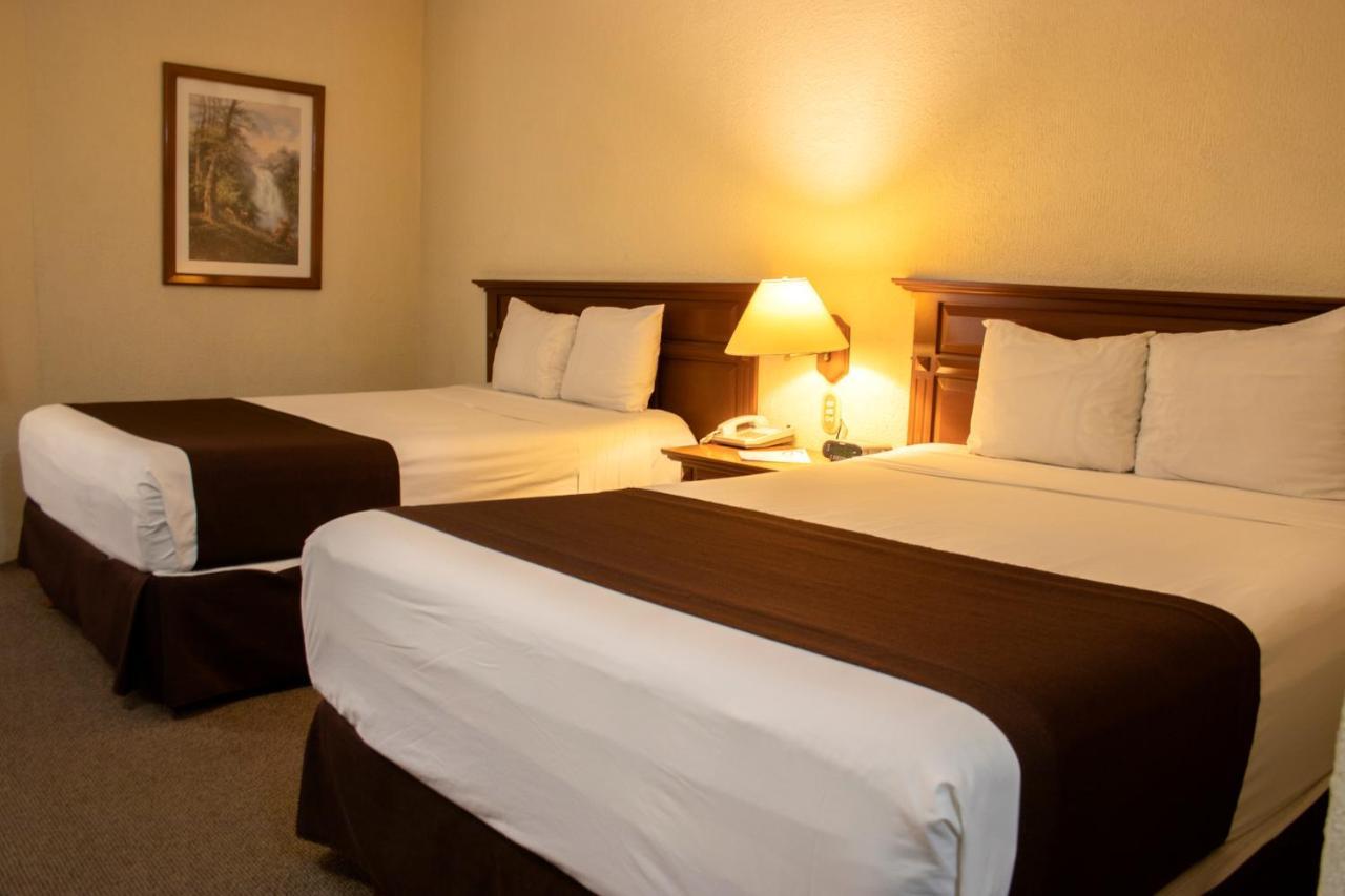 Hotel Santa Irene Guadalajara Extérieur photo