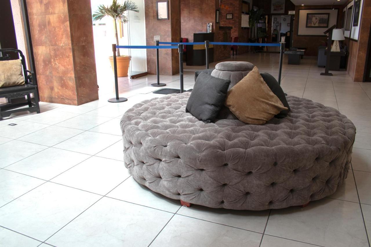 Hotel Santa Irene Guadalajara Extérieur photo