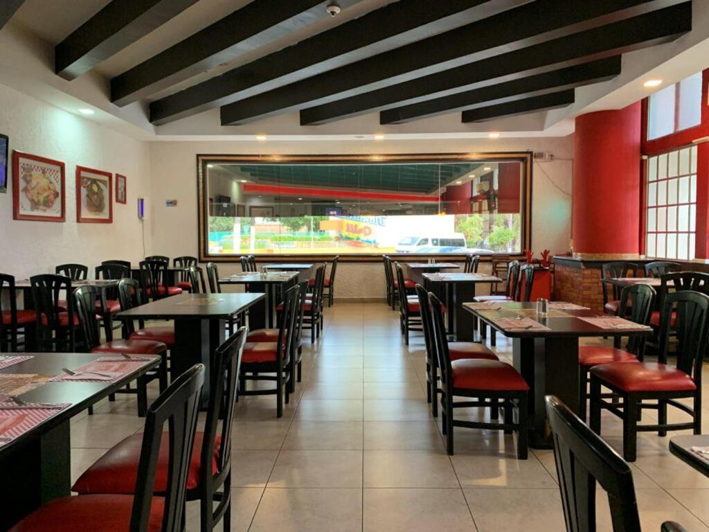 Hotel Santa Irene Guadalajara Extérieur photo