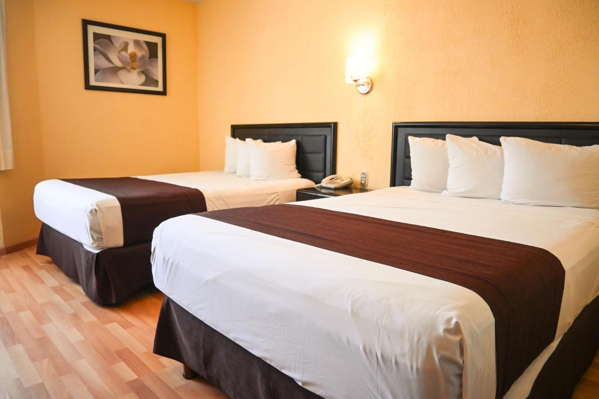 Hotel Santa Irene Guadalajara Extérieur photo
