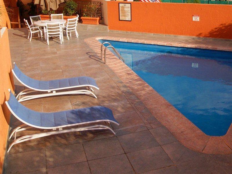 Hotel Santa Irene Guadalajara Extérieur photo