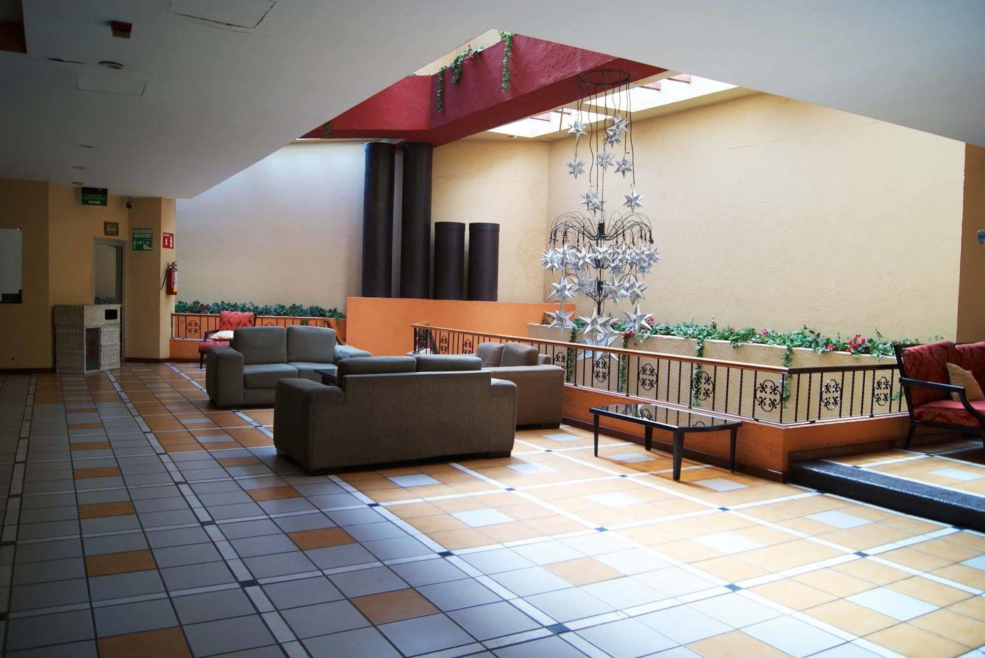 Hotel Santa Irene Guadalajara Extérieur photo
