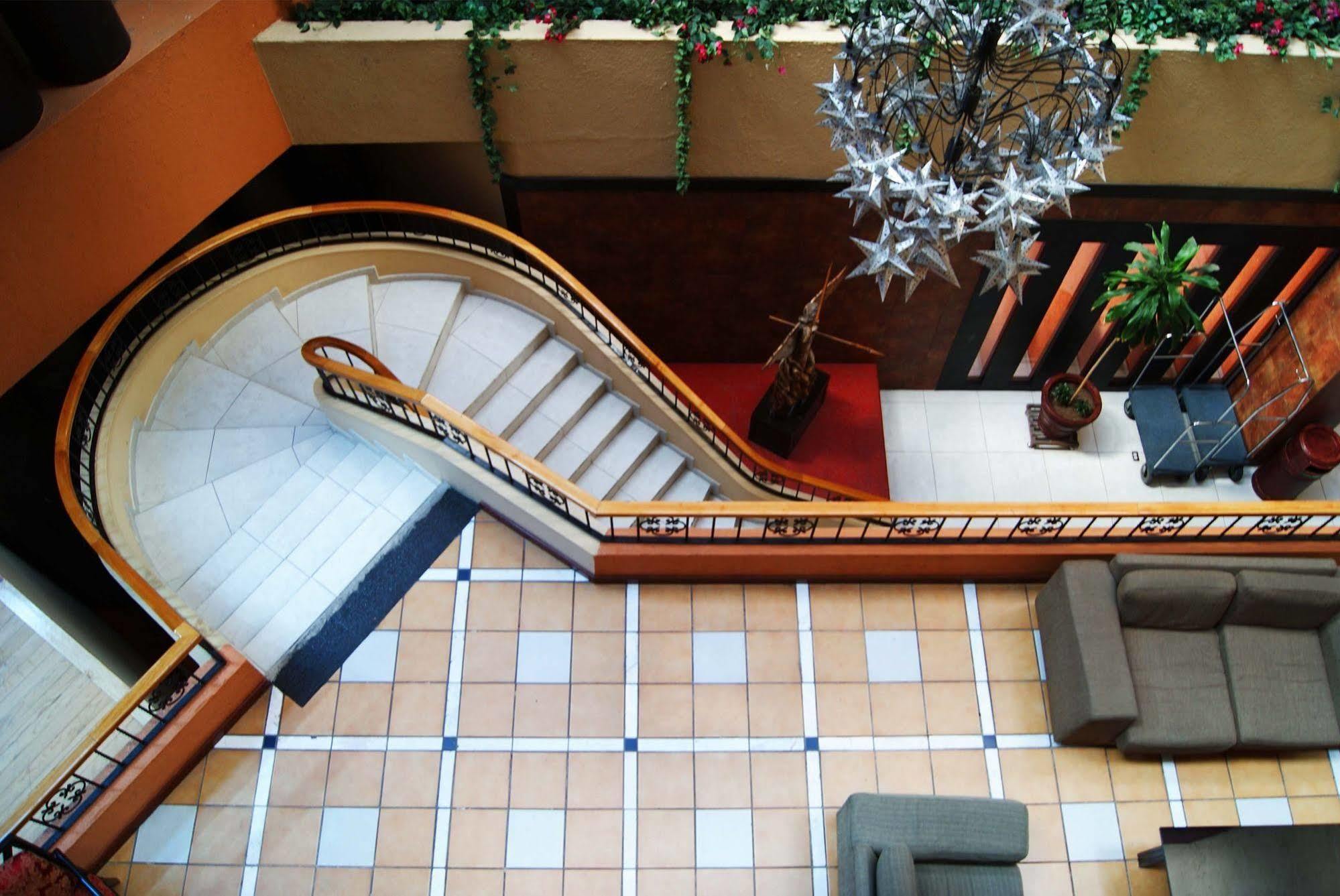Hotel Santa Irene Guadalajara Extérieur photo